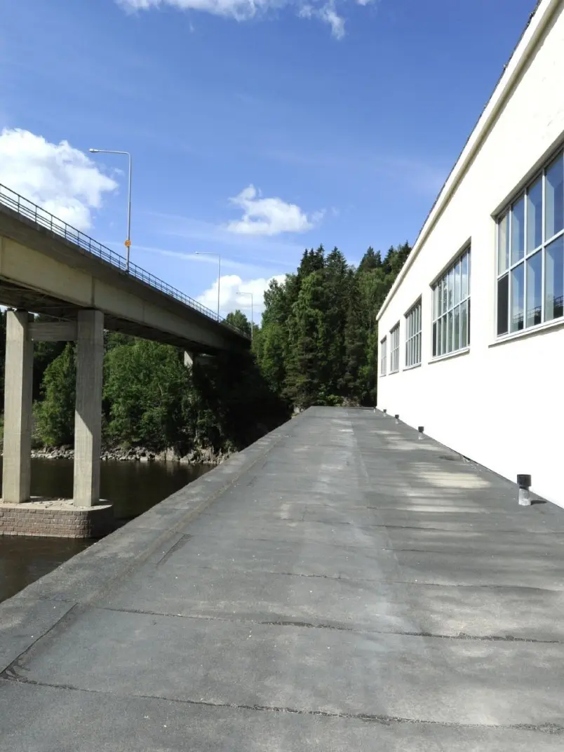Industriella ytbehandlingslösningar för kraftverk 