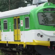 Industriella ytbehandlingslösningar för järnvägståg