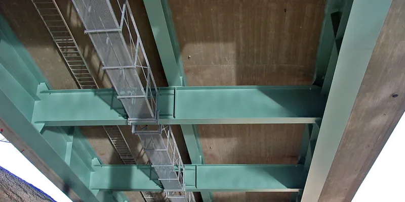 Concrete structures in bridges