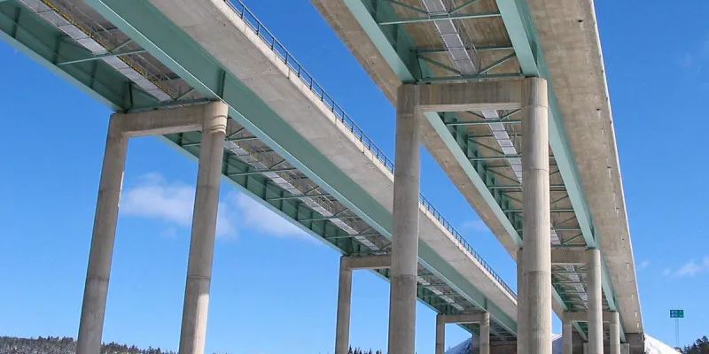 Concrete structures in bridges