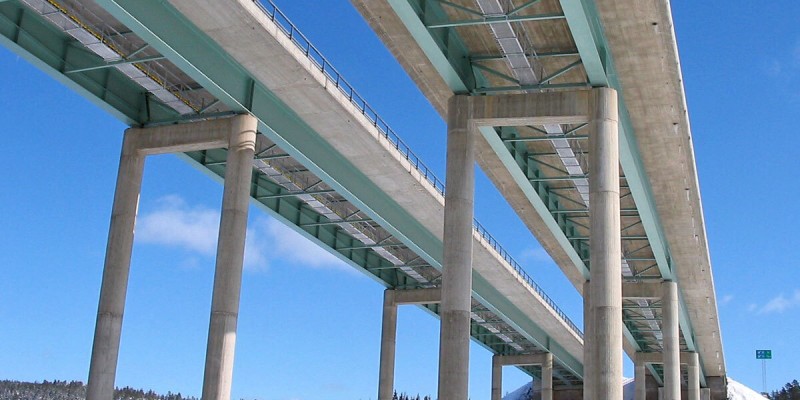 Concrete structures in bridges